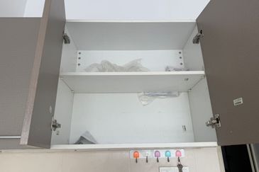 Lili Residensi 3bed 2bath Partially Furnished For Rent