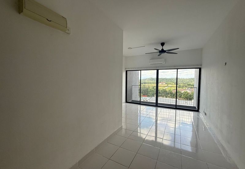 Lili Residensi 3bed 2bath Partially Furnished For Rent