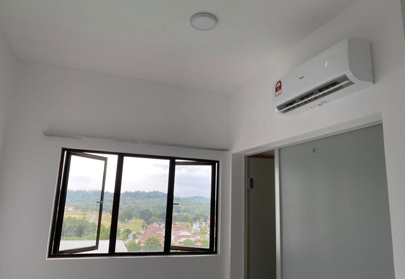 Lili residensi 3Bed 2Bath partially furnished for sale