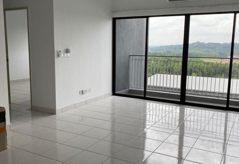 Lili residensi 3Bed 2Bath partially furnished for sale