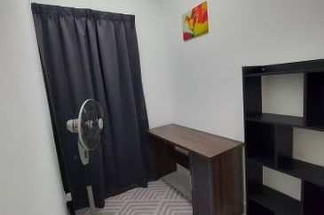 Lili Residensi Nilai 3bed 2bath Fully Furnished For Rent