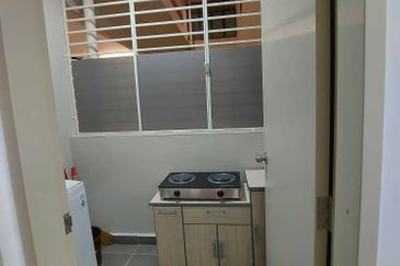 Lili Residensi Nilai 3bed 2bath Fully Furnished For Rent