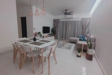 Lili Residensi Nilai 3bed 2bath Fully Furnished For Sale