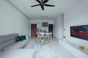 Lili Residensi Nilai 3bed 2bath Fully Furnished For Sale