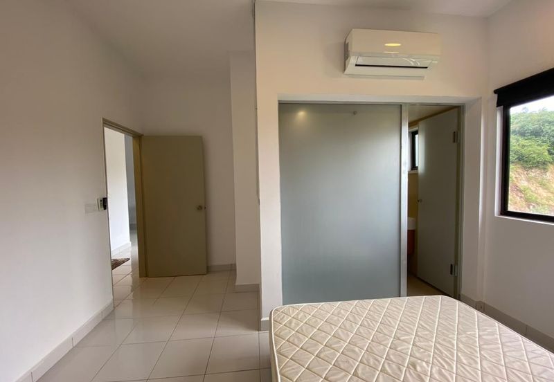 Lili Residensi Nilai 3bed 2bath Fully Furnished For Sale