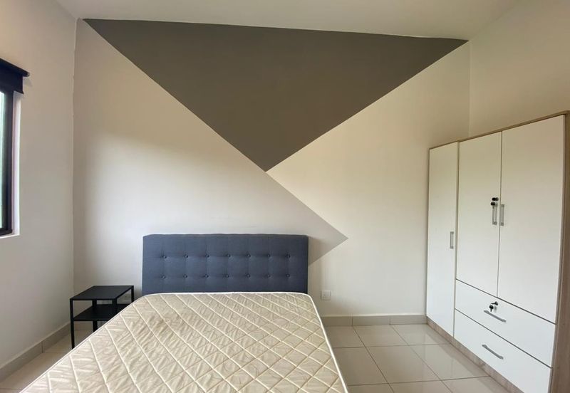 Lili Residensi Nilai 3bed 2bath Fully Furnished For Sale