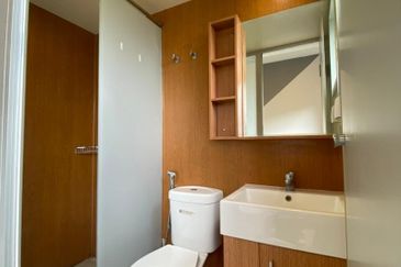 Lili Residensi Nilai 3bed 2bath Fully Furnished For Sale