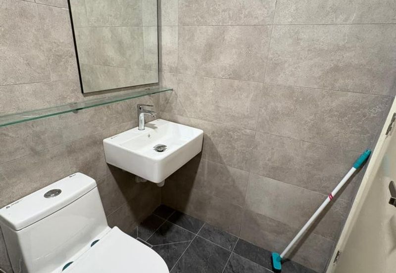 Mesahill Premier Studio Fully Furnished For Rent 