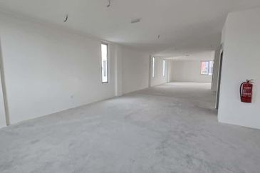 For Rent – Prime Corner Shop Lot at Uni Square, Dataran Universiti Nilai 