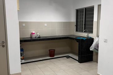 Safira 3bed 2bath Partially Furnished For Rent 