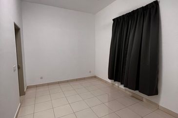 Safira 3bed 2bath Partially Furnished For Rent 