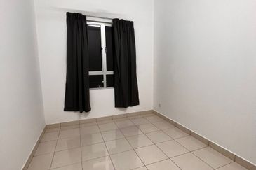 Safira 3bed 2bath Partially Furnished For Rent 