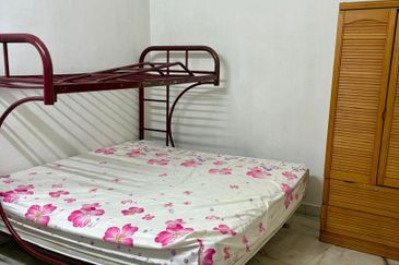 Desa Cempaka 1 storey Fully Furnished For Rent