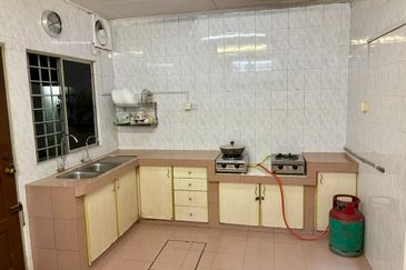 Desa Cempaka 1 storey Fully Furnished For Rent