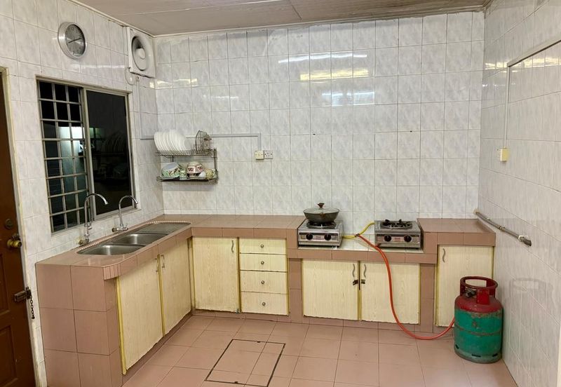 Desa Cempaka 1 storey Fully Furnished For Rent