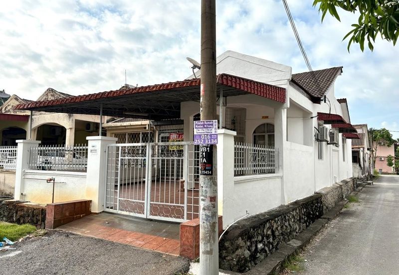 Desa Cempaka 1 storey Fully Furnished For Sale