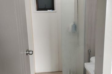 Youth City Nilai  2bed 2bath Fully Furnished For Rent 