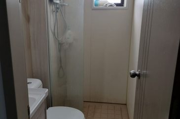 Youth City Nilai  2bed 2bath Fully Furnished For Rent 