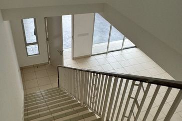 Seremban2 Anggun2 Ainsdale 4B3BR FOR SALE