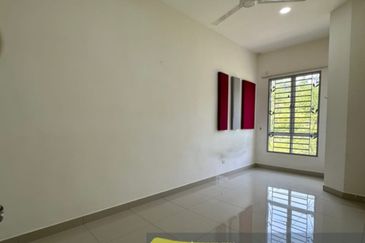 Forest Heights Agora 2Storey Terrace 4B3BR For SALE!!