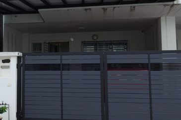 Forest Heights Agora 2Storey Terrace 4B3BR For SALE!!