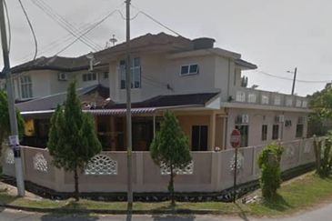 Yoon Lian Baru Rasah SemiD Cornerlot 5B3BR For SALE