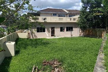 Yoon Lian Baru Rasah SemiD Cornerlot 5B3BR For SALE