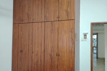 Taman Lian Rasah Bungalow 5B3BR For SALE