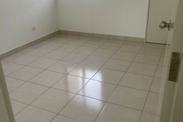 Rimbun Jasmin Seremban 2Storey Terrace 4B3BR For SALE