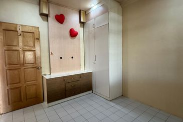 Permai Seremban 1Storey Terrace 3B1BR For SALE