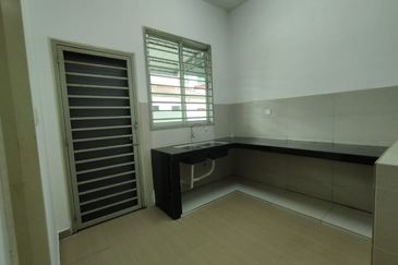 Hijayu 3D Sendayan 2Storey Terrace 4B3BR For RENT