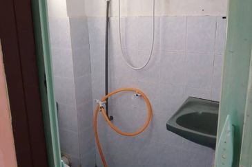 Taman Jasper Jaya Seremban 2Storey Terrace 4B3BR For RENT