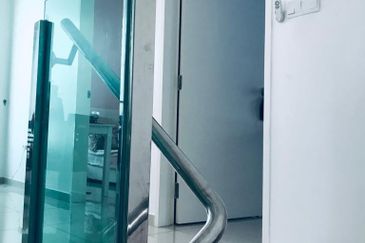 Tiara Sendayan 2Storey Terrace 4B3BR For RENT