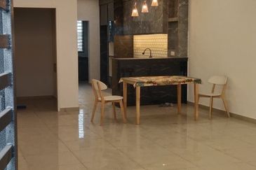 Tiara Sendayan 2Storey Terrace 5B3BR For RENT