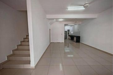 Tiara Sendayan 2Storey Terrace 4B3BR For RENT