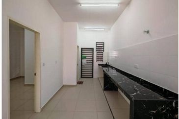 Tiara Sendayan 2Storey Terrace 4B3BR For RENT