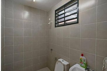 Tiara Sendayan 2Storey Terrace 4B3BR For RENT