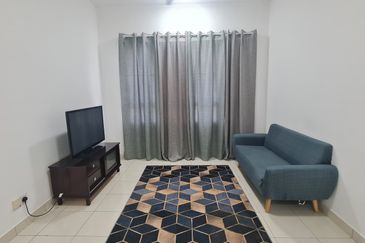 Safira Apartment Seremban2 3B2BR For RENT