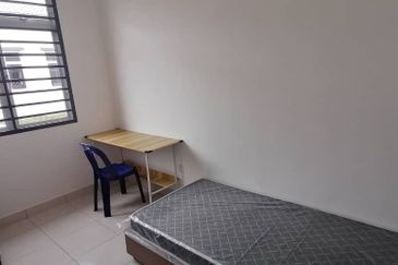 Rimbun Aman 1Storey Terrace Seremban 3B2BR For RENT