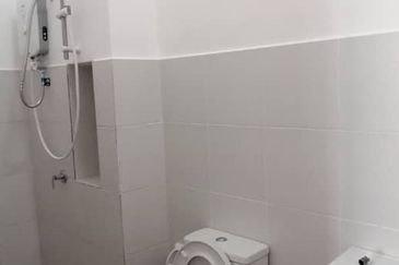 Rimbun Aman 1Storey Terrace Seremban 3B2BR For RENT