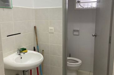 Seremban 2 Heights Sophia Gated Guarded Ijm Developer below market 