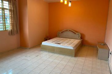 Sri Pulai Seremban 2Storey Terrace 4B3BR For RENT