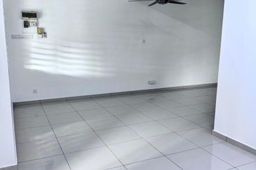 Rasah Jaya Seremban 2Storey Terrace 3B2BR For RENT
