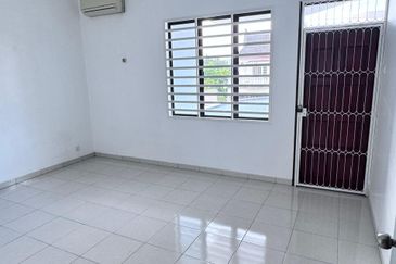 Rasah Jaya Seremban 2Storey Terrace 3B2BR For RENT