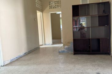 Bukit Tembok Seremban Bungalow 3B2BR For RENT