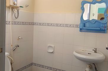 Green Street Homes Seremban2 SemiD 3B2BR For RENT