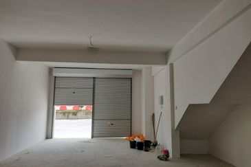 Irama Biz Sendayan Gadong Jaya Seremban 29x75 Corner available