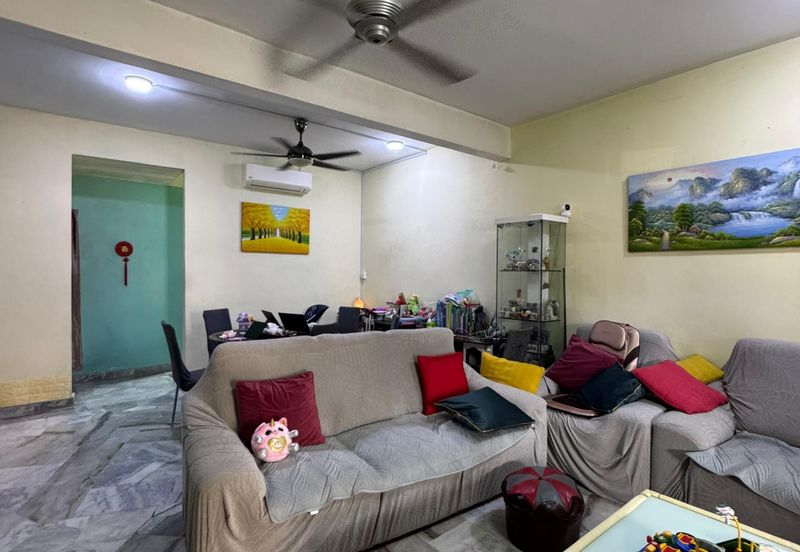 Taman Megah Oakland Seremban 2Storey Terrace 4B3BR For SALE