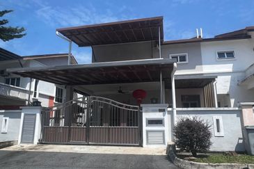 SEREMBAN SRI PULAI PENAGA INDAH SEMI-D DOUBLE STOREY FULL FURNISH&FULL RENOVATION