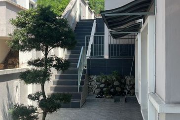 SEREMBAN SRI PULAI PENAGA INDAH SEMI-D DOUBLE STOREY FULL FURNISH&FULL RENOVATION